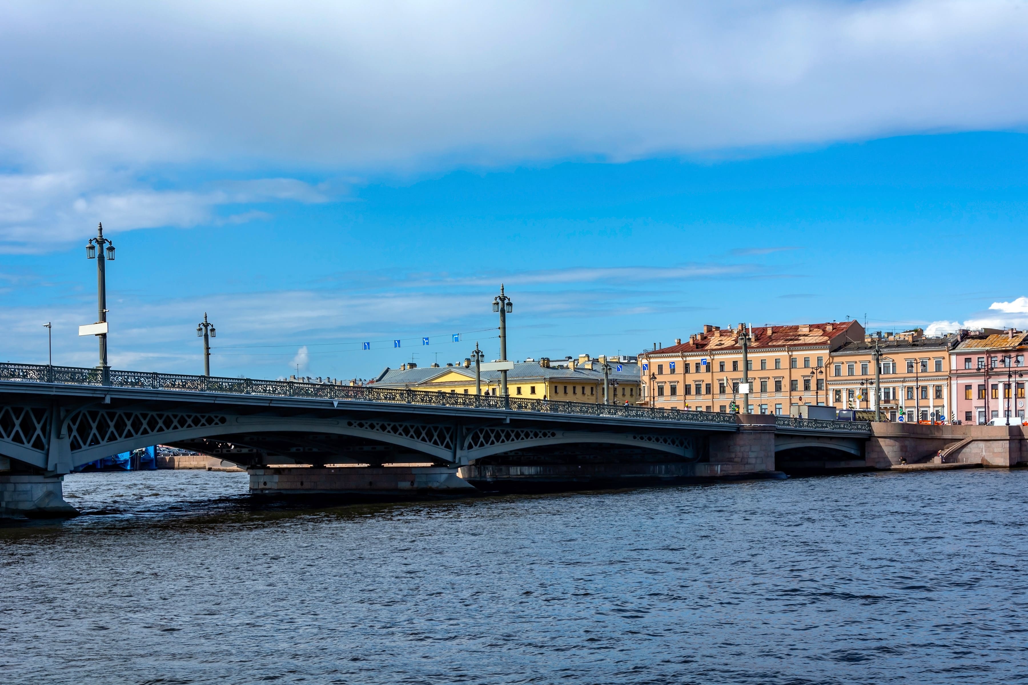 Символ Санкт-Петербурга: Дворцовый мост